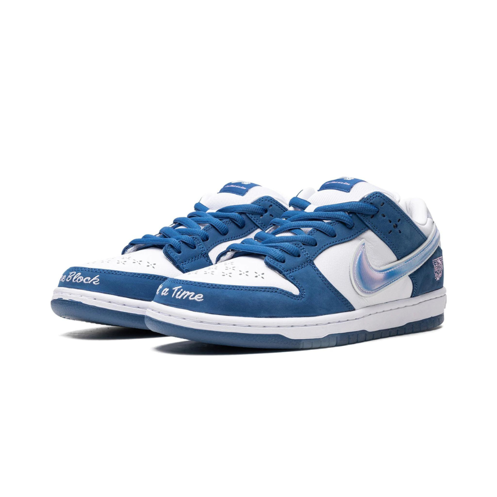 Nike SB Dunk Low Born X Raised