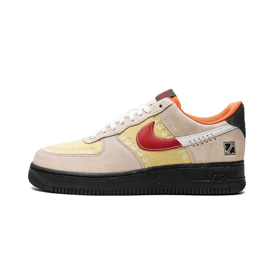 Nike Air Force 1 Low LX Somos Familia