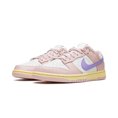 Nike Dunk Low Pink Oxford (W)