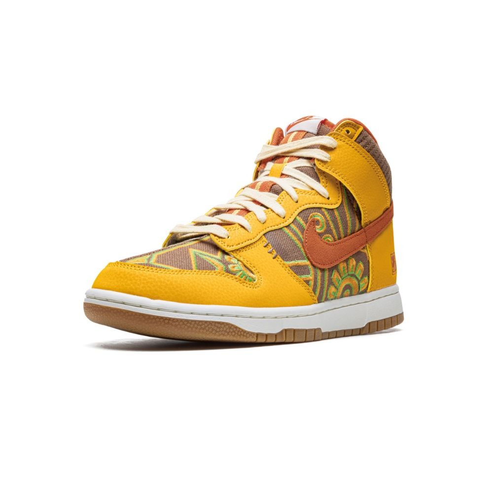 Nike Dunk High PRM Somos Familia